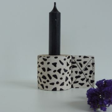 Kandelaar leer/hout stip wit/zwart